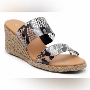 ADRIENNE vittadini bandit snakeskin sandal wedge. size 7M